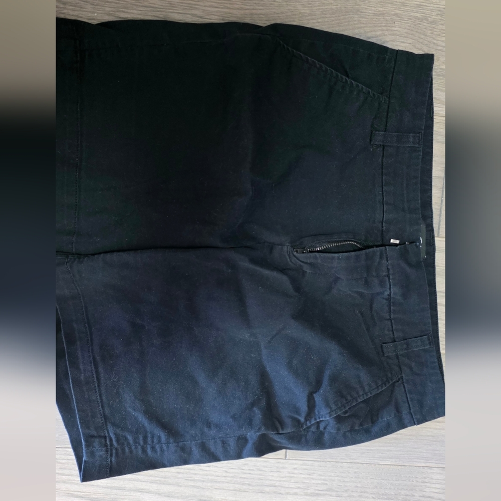 Lord & Taylor Black High-Waisted Tailored Shorts | Size 4 | Worn Once